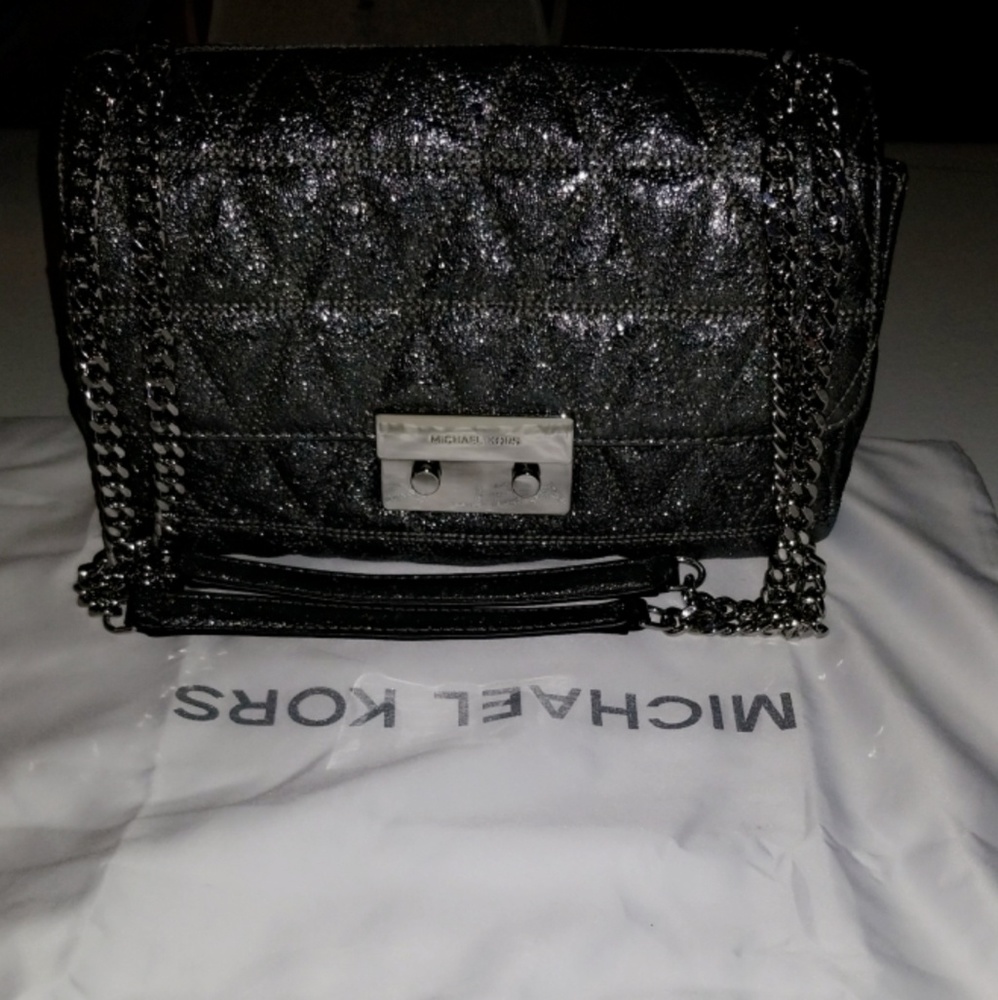 Woman purse